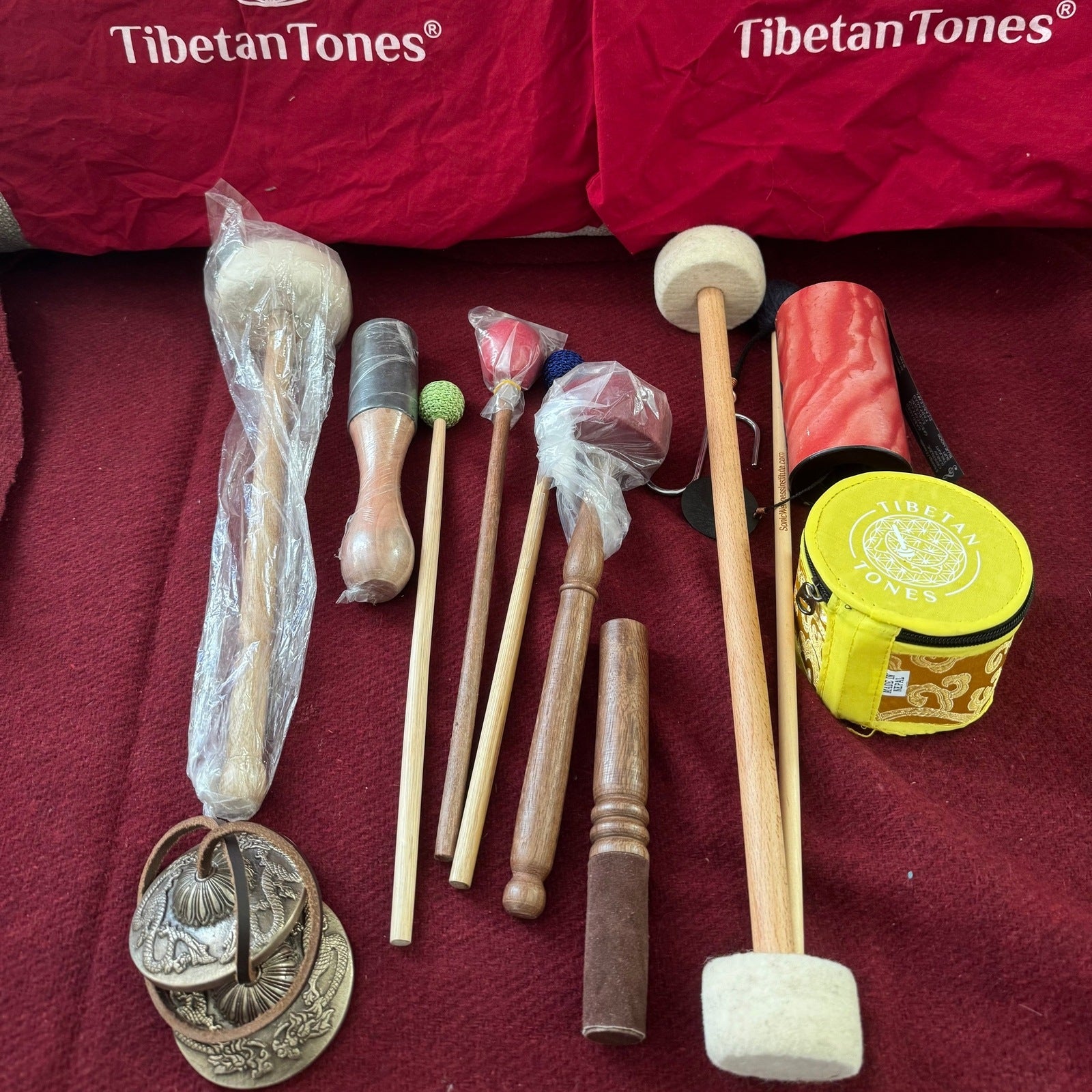 CHAKRA SET 7 pc pre tuned singing bowls by Tibetan Tones 10.176