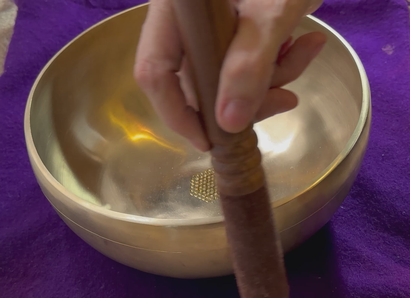 COSMIC RHYTHMS Med. SINGING BOWL 7.5"/900 GR