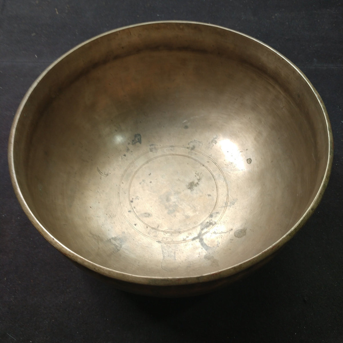 ANTIQUE ULABHATI SINGING BOWL 9-1090
